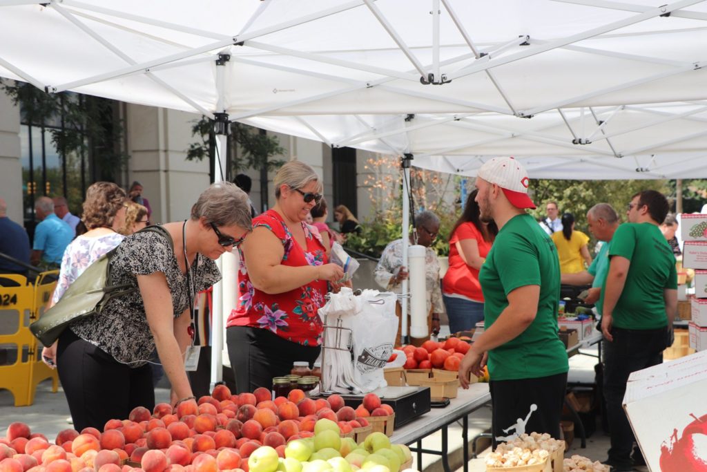 Statehouse Market produce vendor